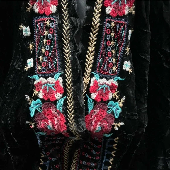 Johnny Was Black Embroidered Jacket - Picture 5 of 6